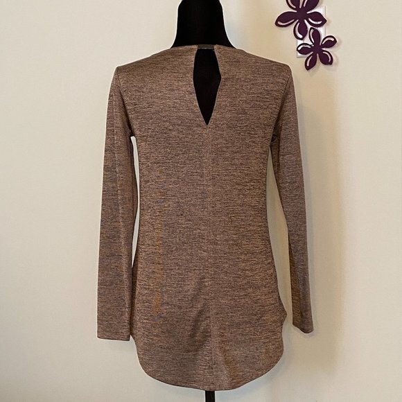 Dynamite Top Tunic Grey and Rose Gold'ish color size Small - Picture 4 of 7